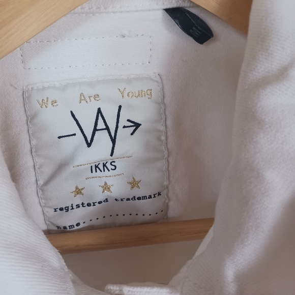 Ikks White Jean jacket cropped size Medium button down - Picture 2 of 5